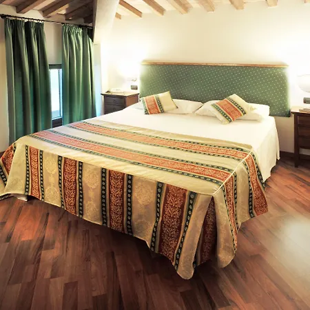 Cariola 4*