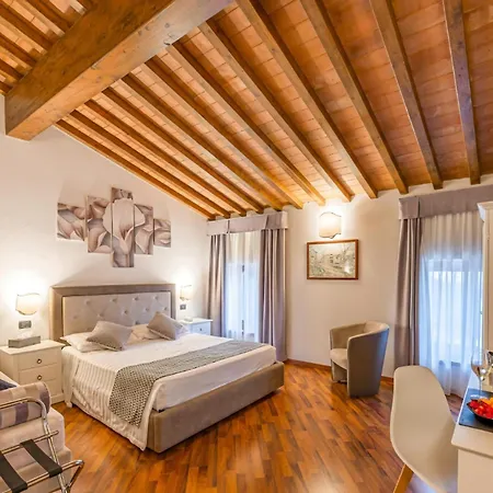 Cariola 4* Caprino Veronese