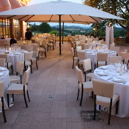 Cariola Hotell 4*